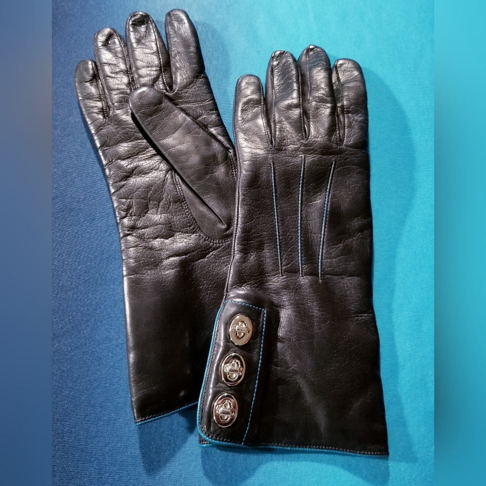 NWOT-Coach Black Leather Gloves with Silver Turnkey Accents, & Cashmere Lining 8